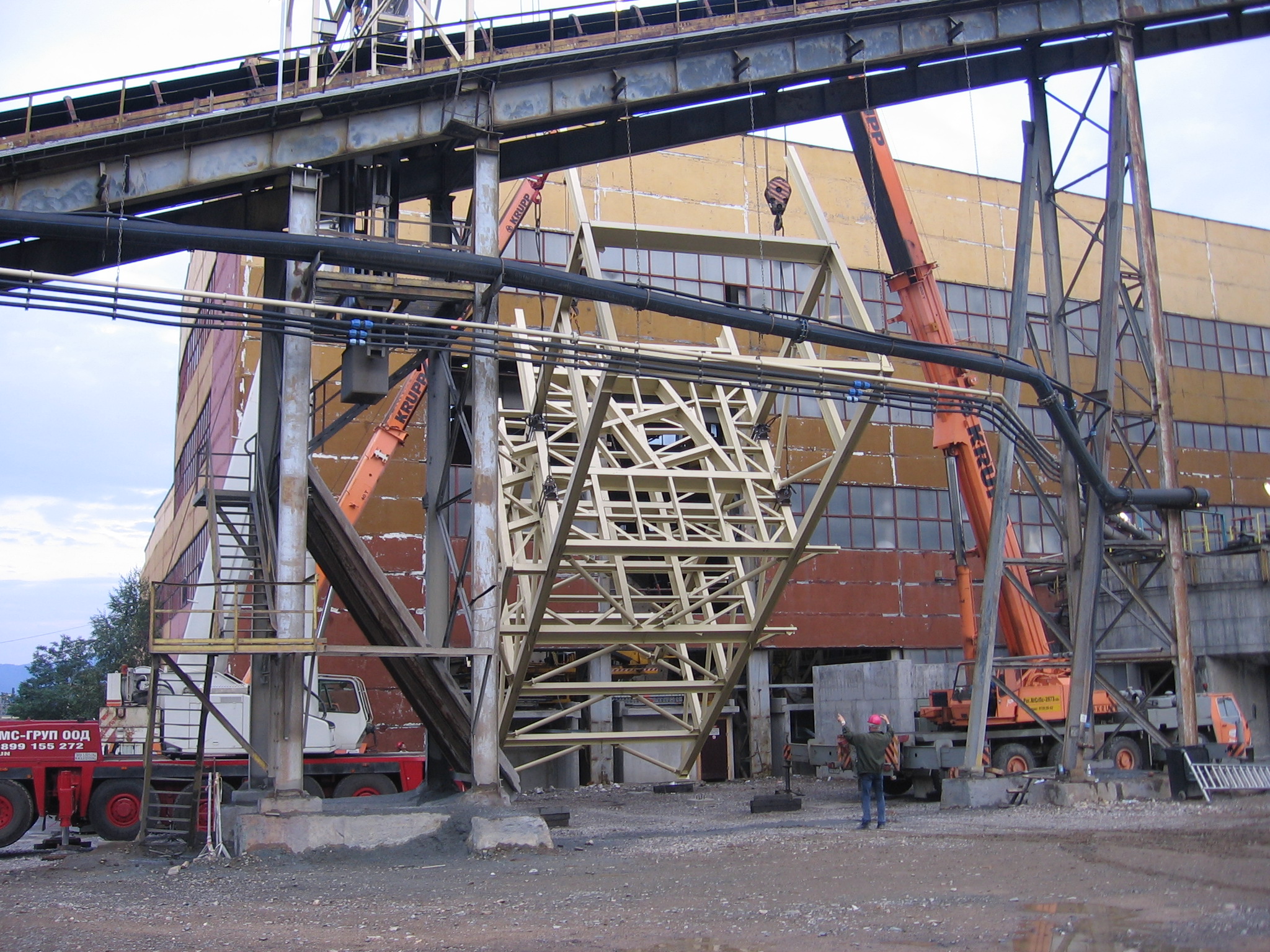 Metal constructions